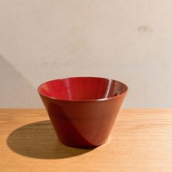 Bol de sopa urushi rojo