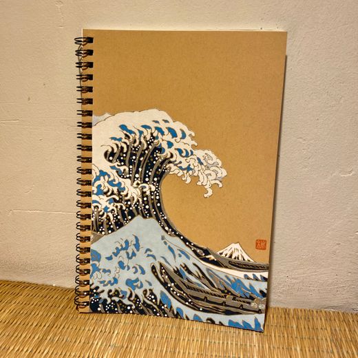 Cuaderno de collage de kirie – Ola dorada
