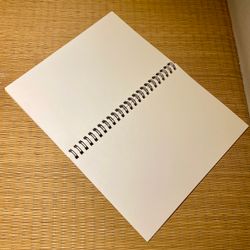 Cuaderno de collage de kirie – Ola