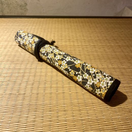 Estuche de pincel Flor amarillo