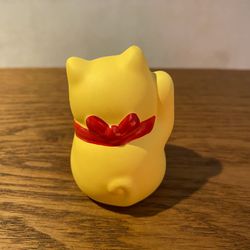 Gato de la suerte japonés Amarillo ( Dinero y fortuna)