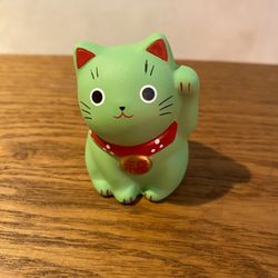 Gato de la suerte japonés Verde (Éxito de académico y laboral)