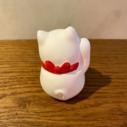 Maneki Neko Blanco ( Buena suerte y fortuna)