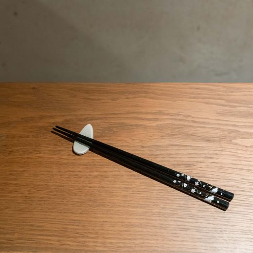 Palillos conejo la luna negro