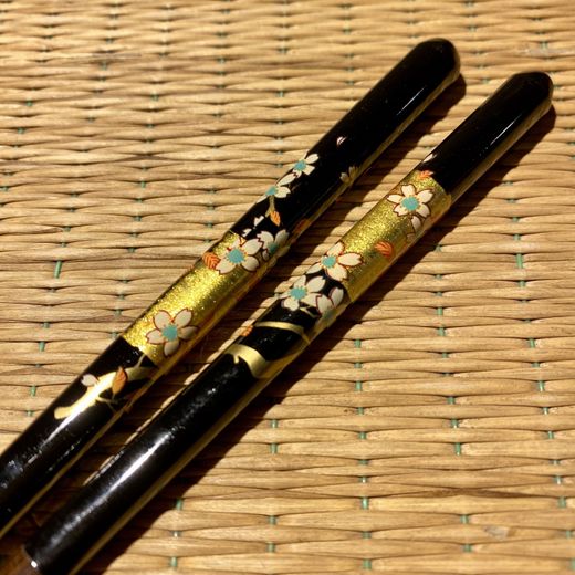Palillos Oro sakura