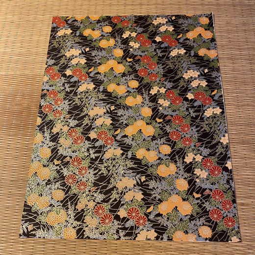 Yūzen washi Kiku